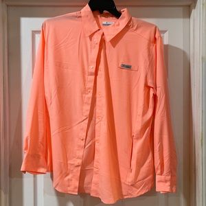 Columbia button down shirt NEW W/O tags
